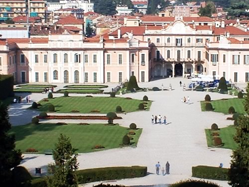 palazzo estense varese giardini foto